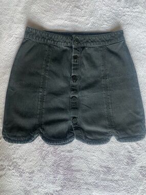 PAIGE Francesca Black Button Front Scalloped Hem Denim Mini Skirt Size 27